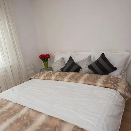 Daiana's Apartment *